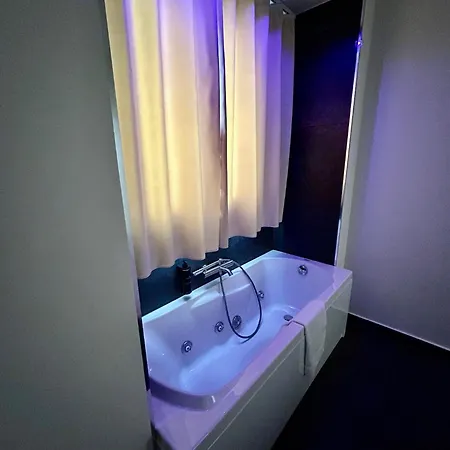 Marina - Luxury Nel Cuore Di Apartment Catania